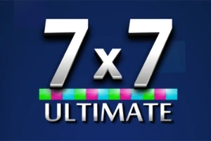 7x7 Ultimate yazısı, mavi bir arka plan üzerinde büyük beyaz harflerle ve renkli karelerle gösterilmektedir