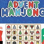 Mavi arka plan üzerinde Advent Mahjong yazısı ve iki Noel Baba figürü arasında noel temalı karolar