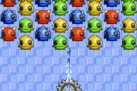Alien Bubbles, klasik oyunlardan Puzzle Bubbledan esinlenmiştir