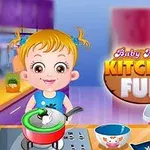 Mutfakta yemek yapan sarı saçlı sevimli bir çocuk, yanında Kitchen Fun yazısıyla birlikte