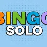 Mavi bir arka plan üzerinde, BINGO SOLO yazısı renkli ve büyük harflerle yer alıyor