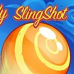 Mavi bulutlu bir fonda büyük turuncu bir şeker ve Candy Slingshot yazısı