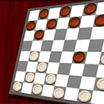 Kırmızı ve beyaz damaların yer aldığı kareli bir satranç tahtası