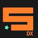 Turuncu bir S harfi ve sol alt köşesinde yeşil bir yıldız bulunan siyah arka plan üzerinde DX harflerinden oluşan minimalist bir logo