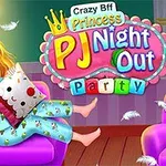 İki genç kız pijama partisine katılmış, renkli koltuklarda oturuyor ve yastık savaşı yapıyor