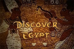 Antik Mısır temalı duvar resminin üzerinde Discover Egypt yazısı bulunuyor