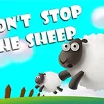 Mavi bir gökyüzü altında çitlerin önünde koşan iki koyun ve DONT STOP THE SHEEP yazısı