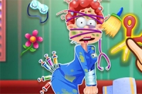 Doktor olarak oynayın ve bu eğlenceli oyunda şanssız insanlara yardım edin!