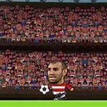 Kalabalık bir stadyum önünde, büyük başlı karakterlerin futbol oynadığı bir sahne