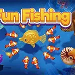 Fun Fishing Etrafı küçük turuncu balıklarla çevrili sarı bir balık ve çeşitli deniz canlılarının yer aldığı renkli bir deniz altı sahnesi