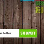Ahşap arka plan üzerinde Enter a Letter ve SUBMIT butonlarının bulunduğu bir kullanıcı arayüzü