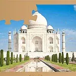 Taj Mahalın ön cephesinin bulunduğu bir yapboz görüntüsü