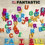 Renkli harfler karışık bir şekilde dağılmış ve alt kısımda FANTASTIC kelimesi oluşturulmuş