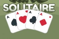 Solitaire kazanmak için tüm kartları Temel yığınlara yerleştirin