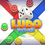 Renkli kırmızı, yeşil, mavi ve sarı alanlar üzerinde Ludo Fever yazısı ve zar figürü