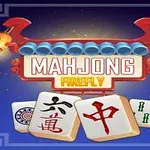 Mavi bir arka planda kırmızı çerçeveli Mahjong Firefly yazısı ve alt kısmında üç Mahjong taşı, kırmızı süslemelerle birlikte yer alıyor