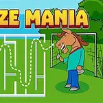 Yeşil bir arka planda, labirent içinde bir futbol topu ve gol atmak üzere olan bir at karakteri