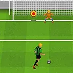 Yeşil bir sahada penaltı vuruşu yapan bir futbolcu ve kalede duran kaleci