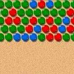 Kırmızı, yeşil ve mavi toplardan oluşan sık düzenlenmiş bir dizi