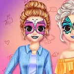 İki kadın figürü, yüzlerinde kelebek desenli maske makyajıyla, renkli bir arka plan önünde poz veriyor