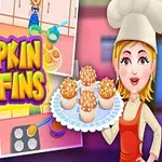 Şef şapkalı bir kadın, üzerinde kabaklı muffinler olan bir tepsi tutmaktadır ve arka planda mutfakta yapılan muffin hazırlık aşamaları gösterilmektedir