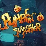 Korkutucu yüz ifadeleri olan balkabakları ve süslü yazı stiliyle karanlık bir arka planda Pumpkin Smasher metni