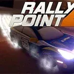 Üstünde Rally Point 4 yazan beyaz ve mavi renkli hızla giden bir yarış arabası, farları açık ve etrafında dumanlar var