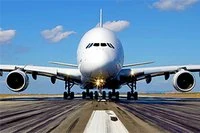 Bu inanılmaz uçuş simülatörü oyununda bir uçak uçur
