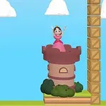 Pembe elbiseli bir prenses, kulede dururken, mavi gökyüzü ve bulutların önünde ellerini havaya kaldırmış