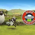 Yeşil bir çayırda zıplayan koyunlar ve sağda Alien Athletics logosu