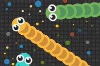 Ünlü Slither.ionun bu yeni versiyonunun keyfini çıkarın!