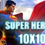 Süper kahraman kıyafetli bir adamın, arka planında kırmızı pelerinle birlikte gökyüzüne baktığı bir sahne, üzerinde SUPER HEROES ve 10X10 yazısı