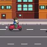 Bir kişi, şehirdeki yol üzerinde kırmızı bir scooter ile giderken önünde büyük bir yuvarlak engel bulunuyor