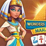 Mısırlı kadın figürü, piramit ve alt kısmında Mısır temalı kartlarla çevrelenmiş Wonders of Egypt Mahjong yazısı